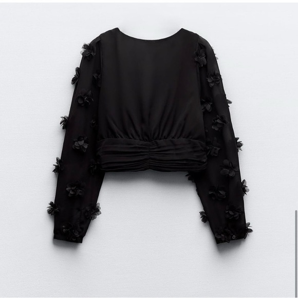 Zara textured floral cropped top. - Picture 6 of 8